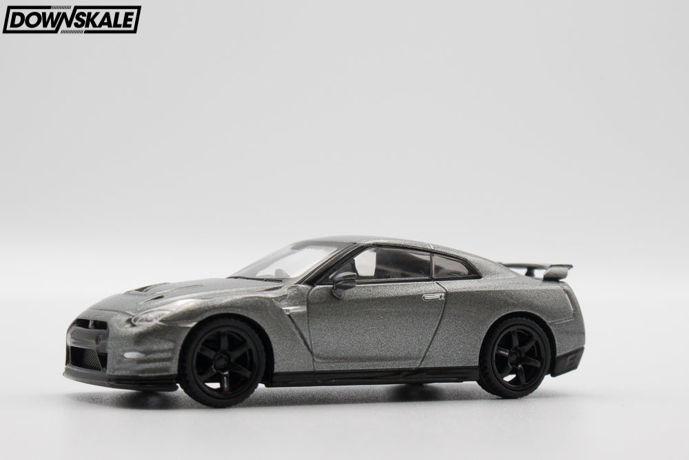 MINI GT 2013 Nissan GT-R NISMO R35 CRS Version - Dark Metal Gray