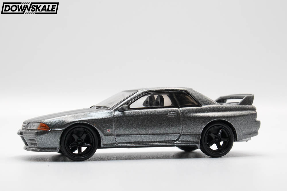 MINI GT Nissan Skyline GT-R (NISMO BNR32 CRS Version) - Dark Metal
