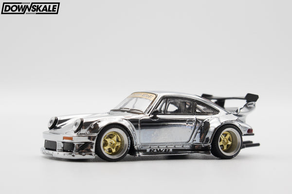 Pop Race RWB 930 Silver Chrome - Las Vegas Supercon 2026 – Downskale