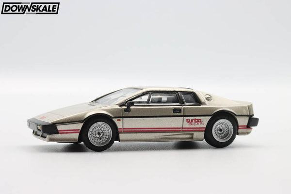 mini-gt-lotus-esprit-turbo-