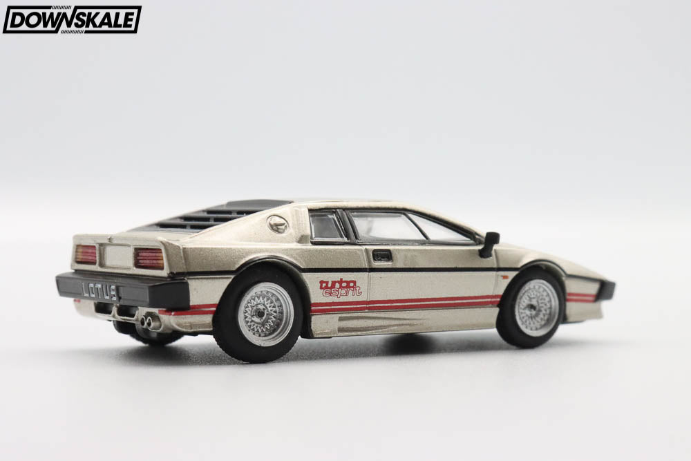 MINI GT Lotus Esprit Turbo - Metallic Silver – Downskale