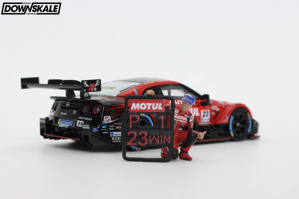Mini GT 1:64 Nissan GT-R NISMO #23 MOTUL AUTECH SUPER GT Con Figurina Matsuda - Foto 2